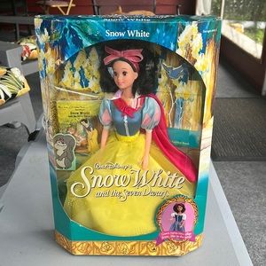 Vintage Walt Disney Snow White And The Seven Dwarfs Mattel Barbie Doll